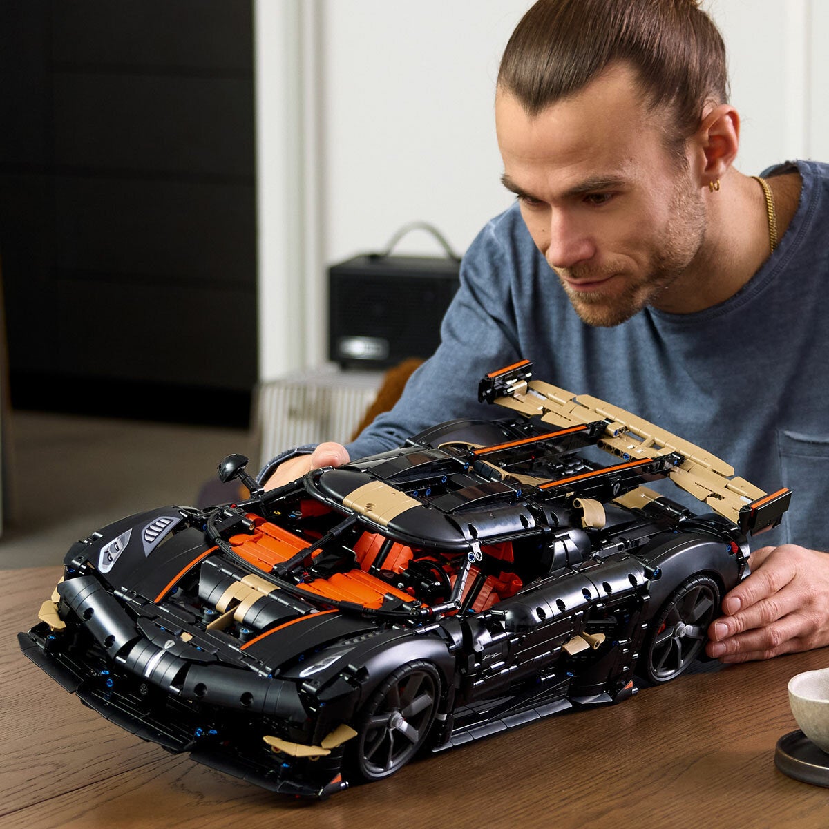 LEGO Technic Koenigsegg Sadair's Spear Megacar - Model 42232 (18+ Years) LEGO Technic Koenigsegg Sadair's Spear Megacar - Model 42232 (18+ Years)