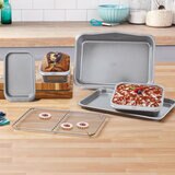 Chicago Metallic 6 Piece Non-Stick Stacking Metal Bakeware Set