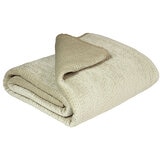 BROOKLANDS BEDSPREAD IN CHAMPAGNE