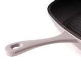 Close up handle