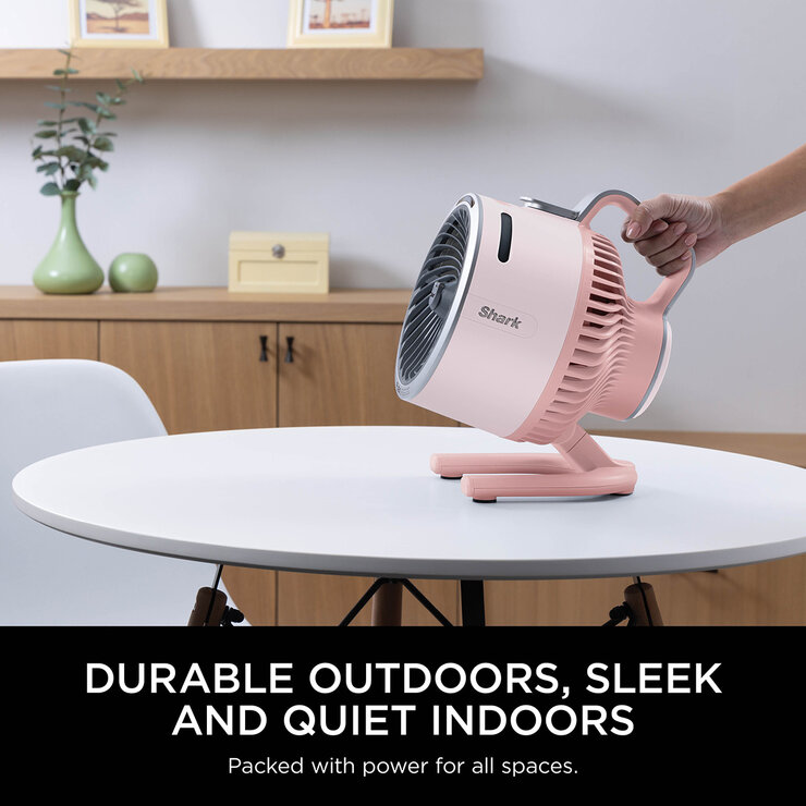 Lifestyle image with up to 12 hours of cordless run time Lifestyle image with up to 12 hours of cordless run time