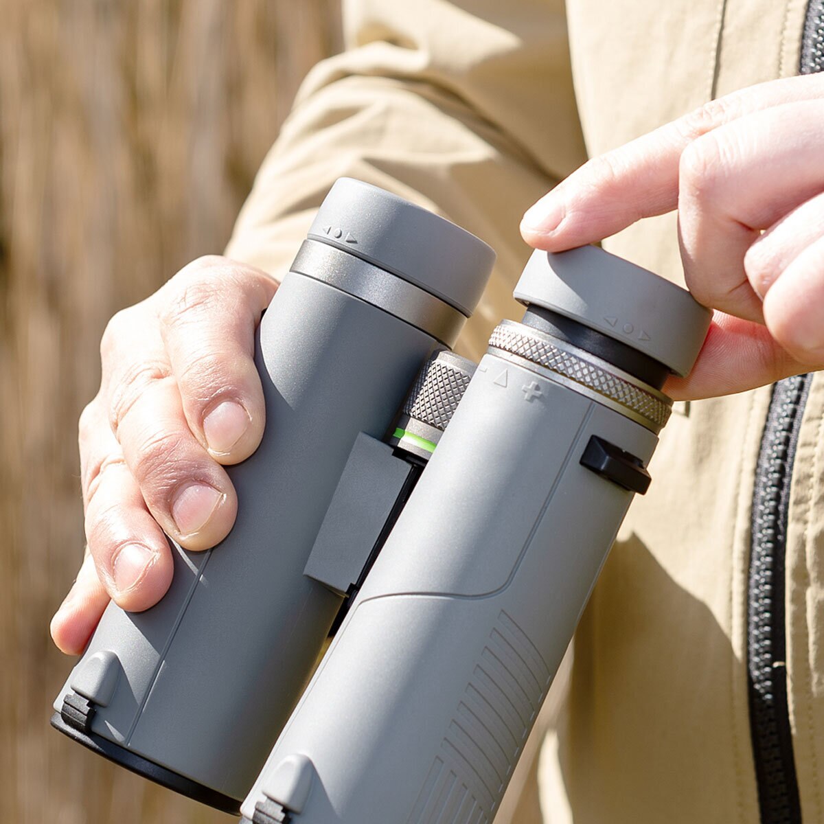 image for Bresser 10x42 Wave Binoculars