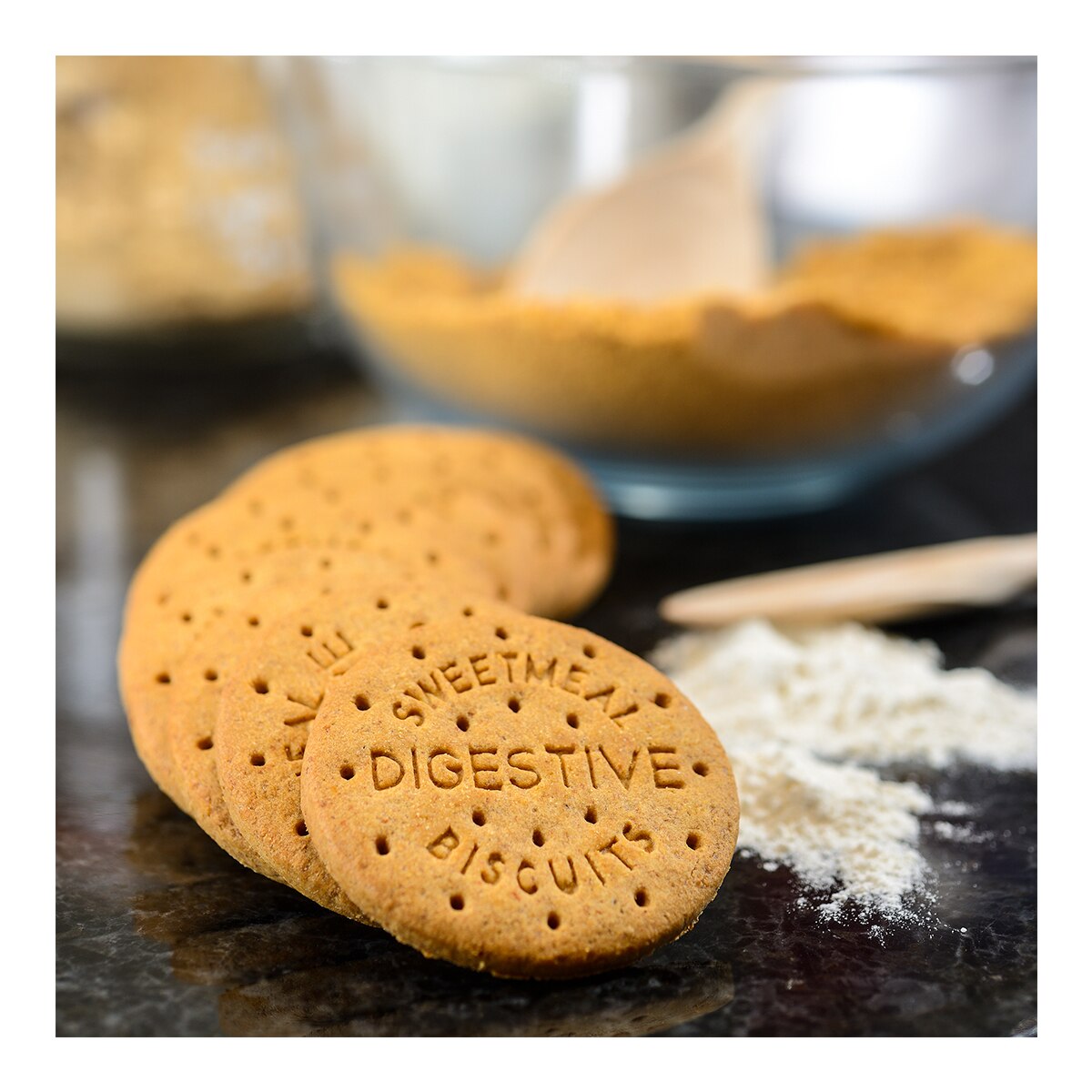 Hills Biscuits Big 8 Family Favourites, 2.2kg Costco UK