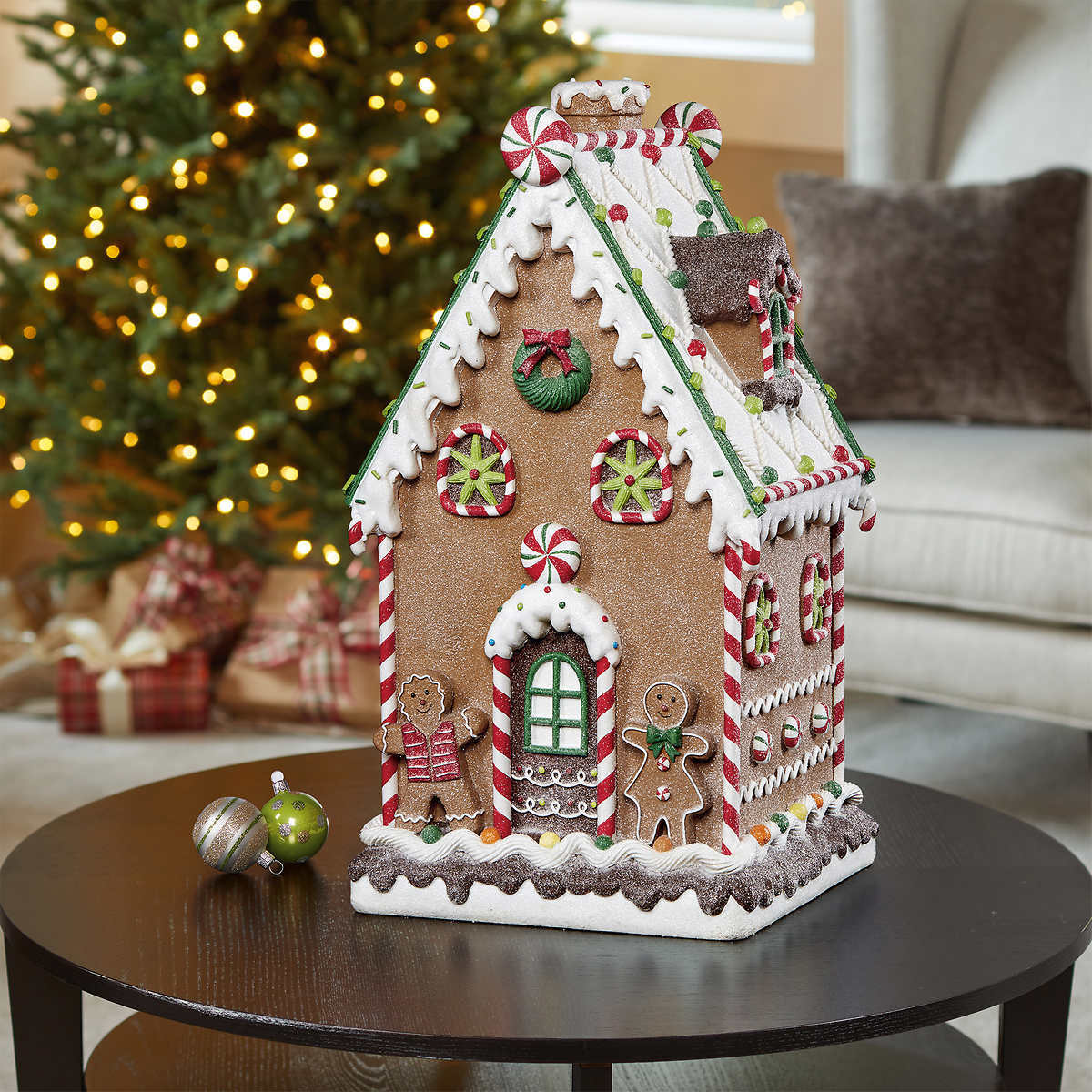 CHRISTMAS GINGERBREAD HOUSE ORNAMENTS 