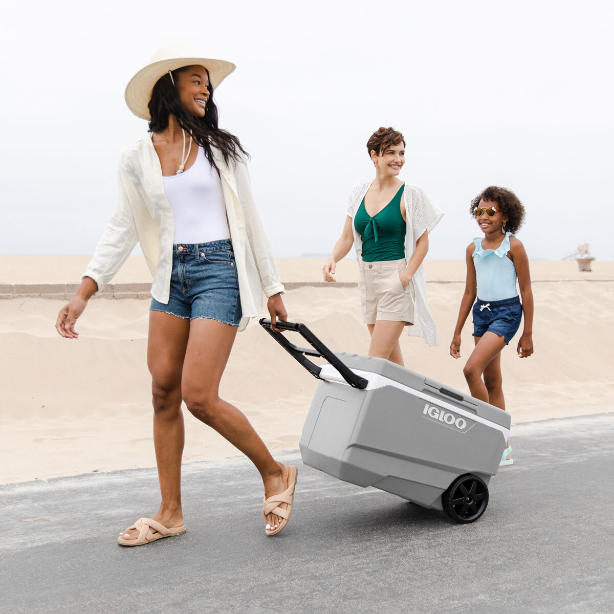 Igloo Max Cold Pro 85 Litre (90 US QT) Roller Cooler