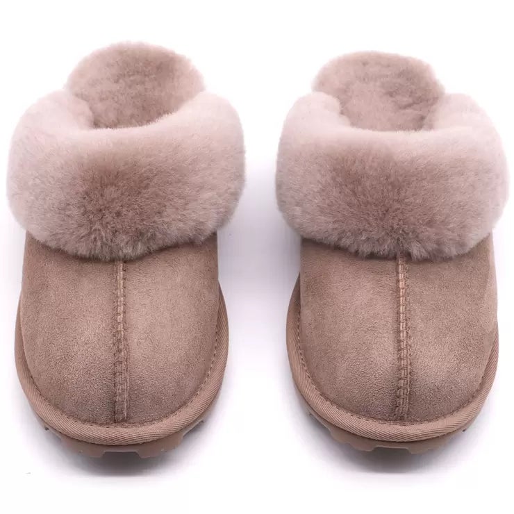 Kirkland Signature Women's Shearling Slippers in Caribou