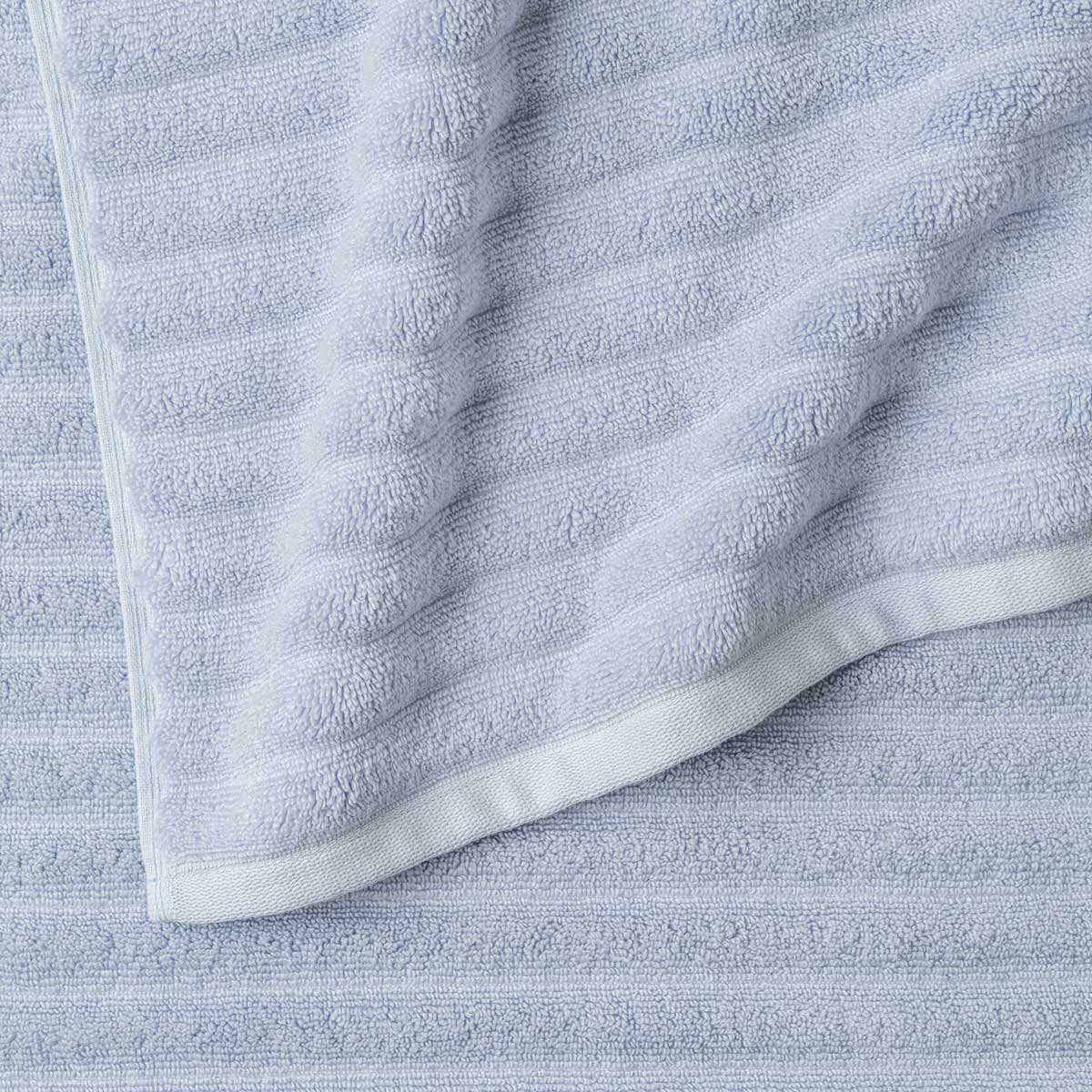Welhome Bumpy Texture 100% Cotton Bath Towel in Blue, 76 x 147 cm