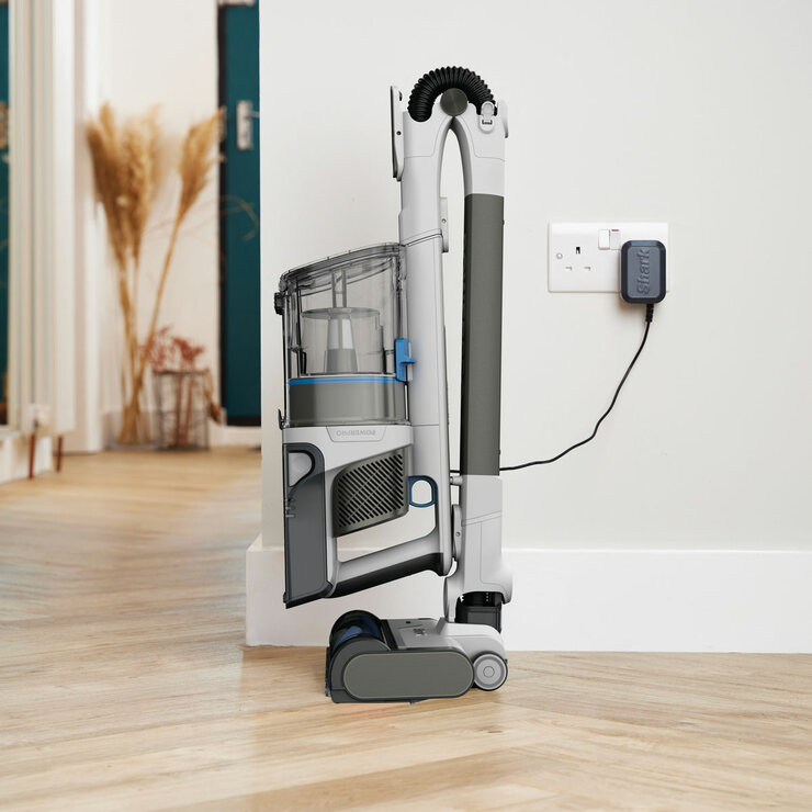 Shark PowerPro Pet Cordless Stick Vacuum, with Anti Hair Wrap & Floor Detect IZ380UKT