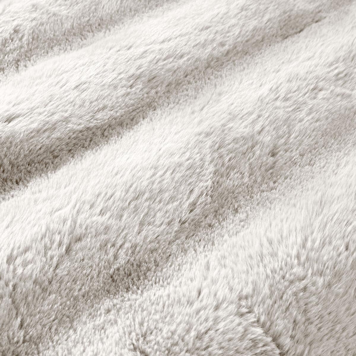 Faux Rabbit Fur Blanket in Ivory, 234 x 249 cm