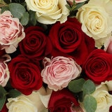 Valentine's 35 Stem 60cm Luxury Ecuadorian Rose Bouquet with Greetings Card Valentine's 35 Stem 60cm Luxury Ecuadorian Rose Bouquet with Greetings Card