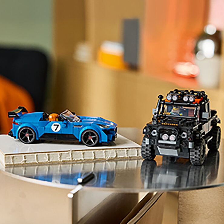LEGO Speed Champions Jaguar Project 7 & Land Rover Defender - Model 77264 (10+ Years) LEGO Speed Champions Jaguar Project 7 & Land Rover Defender - Model 77264 (10+ Years)