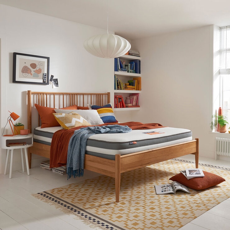 Silentnight Studio Memory 1000 Hybrid Rolled Mattress in 3 Sizes