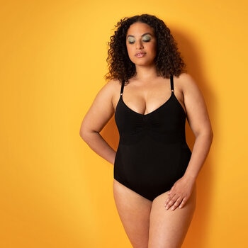 Evenlina Sculpting Shapewear Bodysuit in Noir 