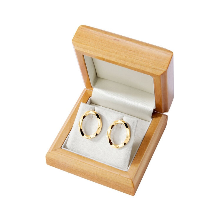 14ct Yellow Gold Twisted Oval Stud Earrings 14ct Yellow Gold Twisted Oval Stud Earrings