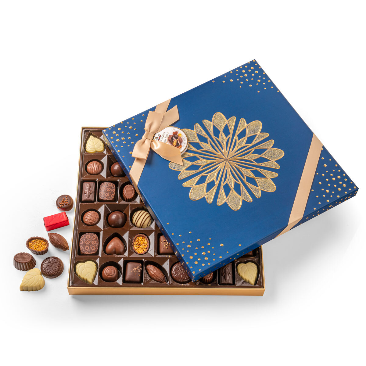 Kirkland Signature Luxury Belgian Chocolates in Blue Gift Box, 570g Open