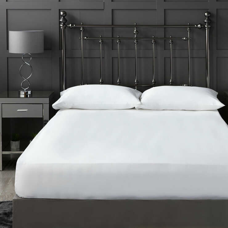 1200 thread count fitted sheet in white
