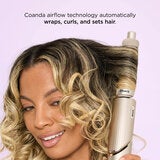 Lifestyle image showing Coanda airflow technology Lifestyle image showing Coanda airflow technology