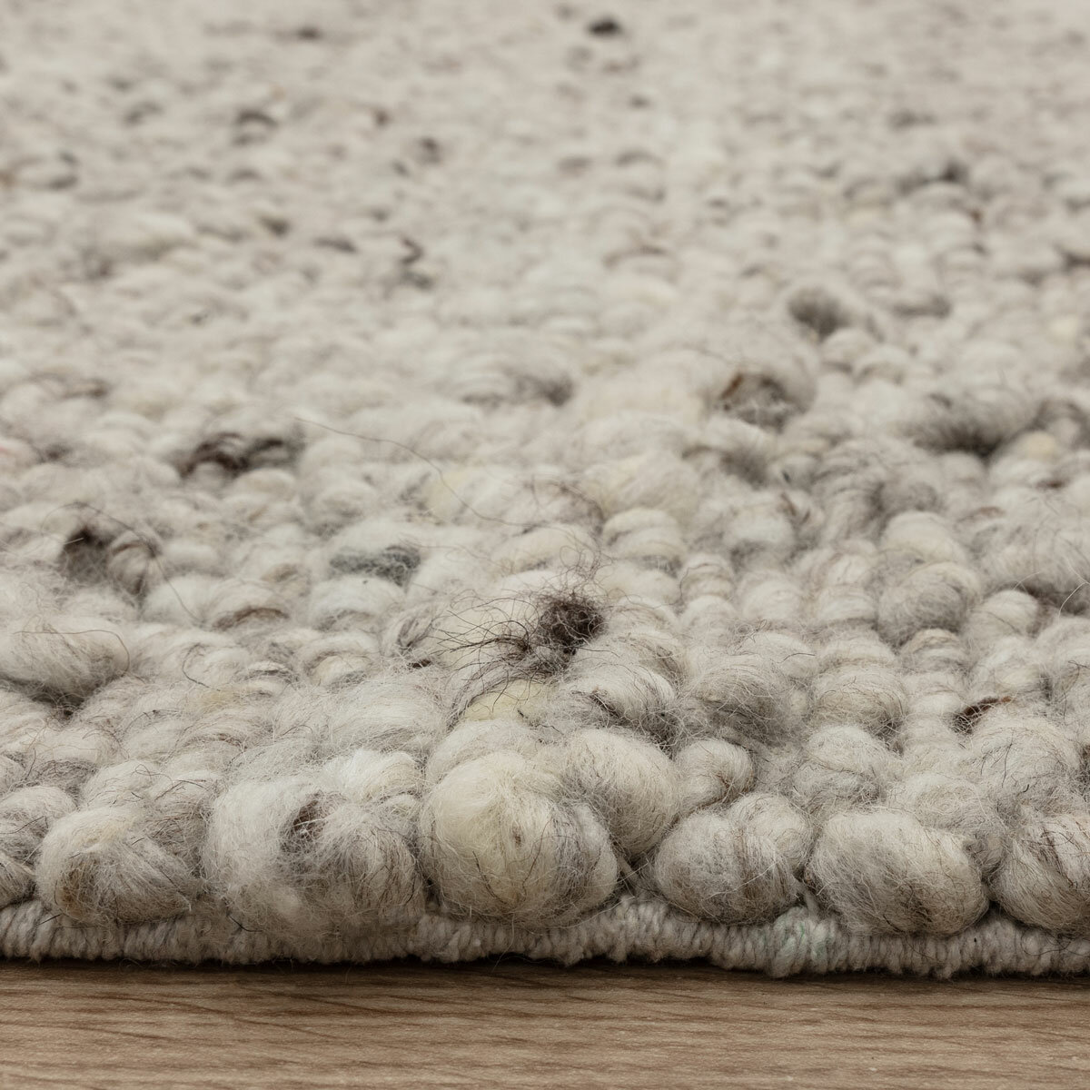 Adler Bouclé Wool Silver Rug, in 3 Sizes Adler Bouclé Wool Silver Rug, in 3 Sizes