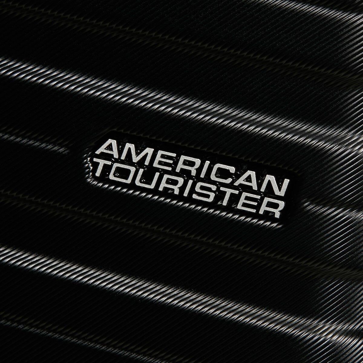 American Tourister 3pc Luggage Set Spinner Case In Black American Tourister 3pc Luggage Set Spinner Case In Black
