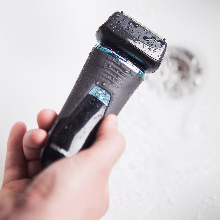 Remington F8 Ultimate Series Foil Shaver XF8705 Remington F8 Ultimate Series Foil Shaver XF8705