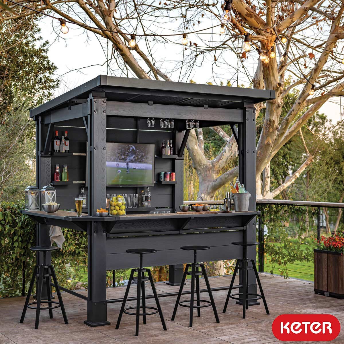Keter Bar Gazebo 7ft 5" x 6ft 7" (2.3 x 2m)