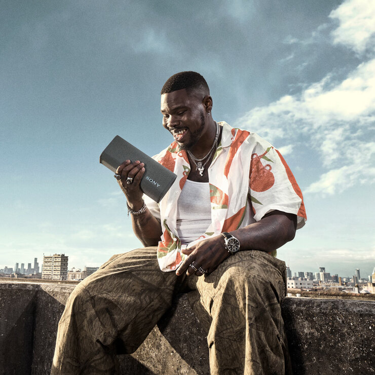 Sony SRSULT30H.CE7 ULT Field 3 Portable Bluetooth Speaker in Forrest Grey