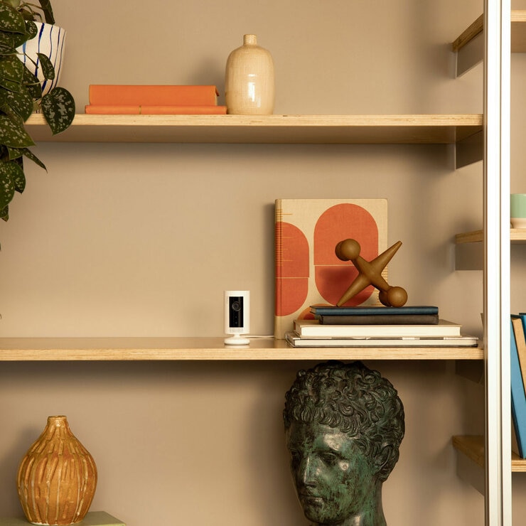 Ring 8 Piece Alarm 2.0 Camera Kit - with Siren and Indoor Camera