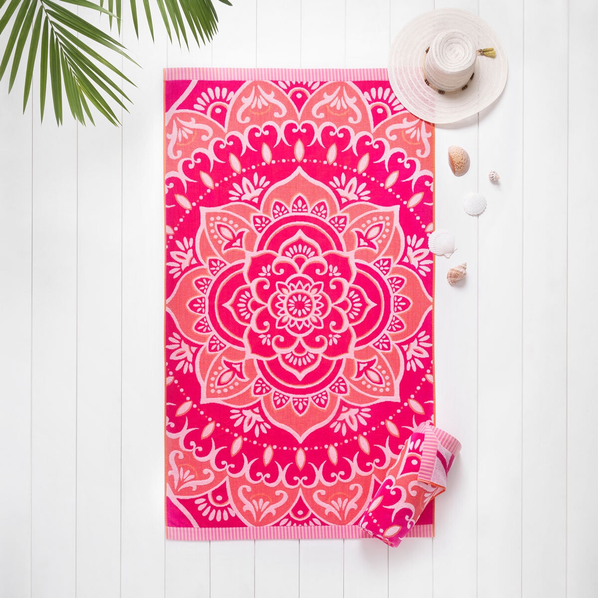 Welhome Beach Towel in 4 designs, 102 x 183 cm