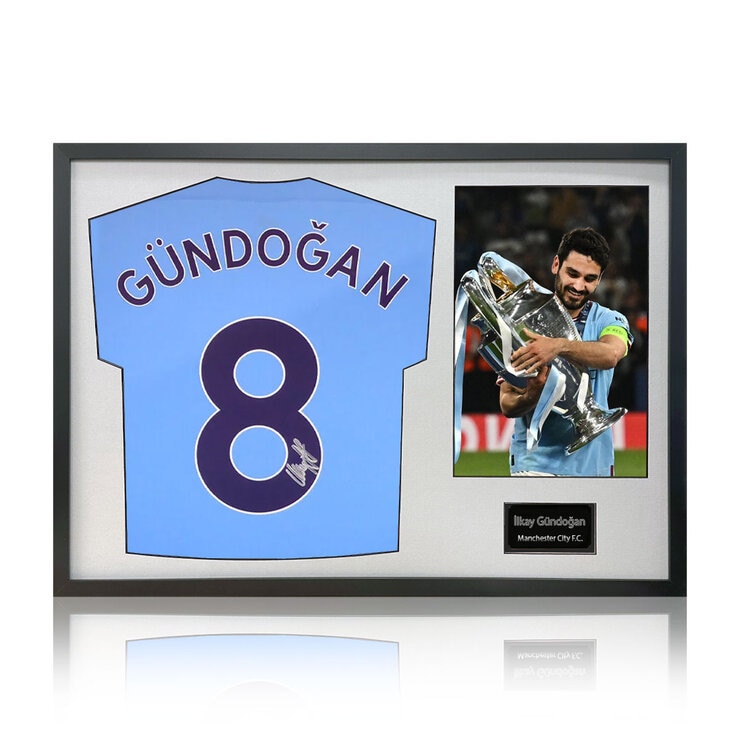 İlkay Gündoğan Signed Framed Manchester City Football Shirt including 1 Photo in 2 Options: White or Black Mount