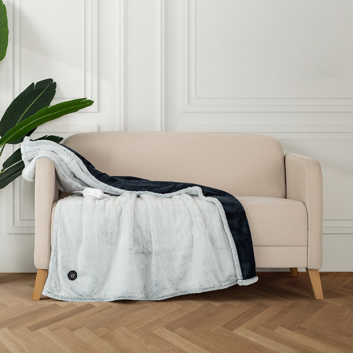 Berkshire Life Heated Throw, 127 x 152 cm, in Reflecting ...