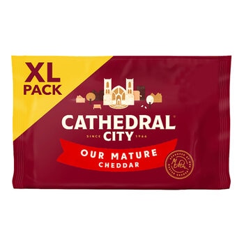Cathedral City Mature Cheddar, 700g