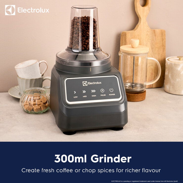 Lifestyle image showing 300ml grinder