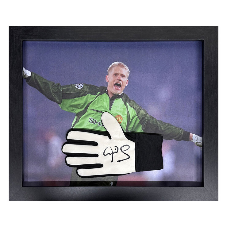 Peter Schmeichel Signed Framed Goalkeeper Glove Peter Schmeichel Signed Framed Goalkeeper Glove
