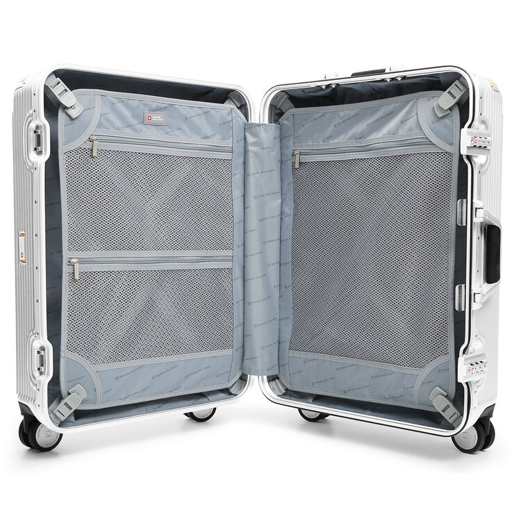 Swiss Military 60cm Medium Hardside Case in Navy Swiss Military 60cm Medium Hardside Case in Navy