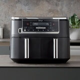 Lifestyle image of air fryer on kitchen countertop Lifestyle image of air fryer on kitchen countertop