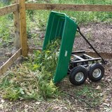 Easy release tipping mechanism
