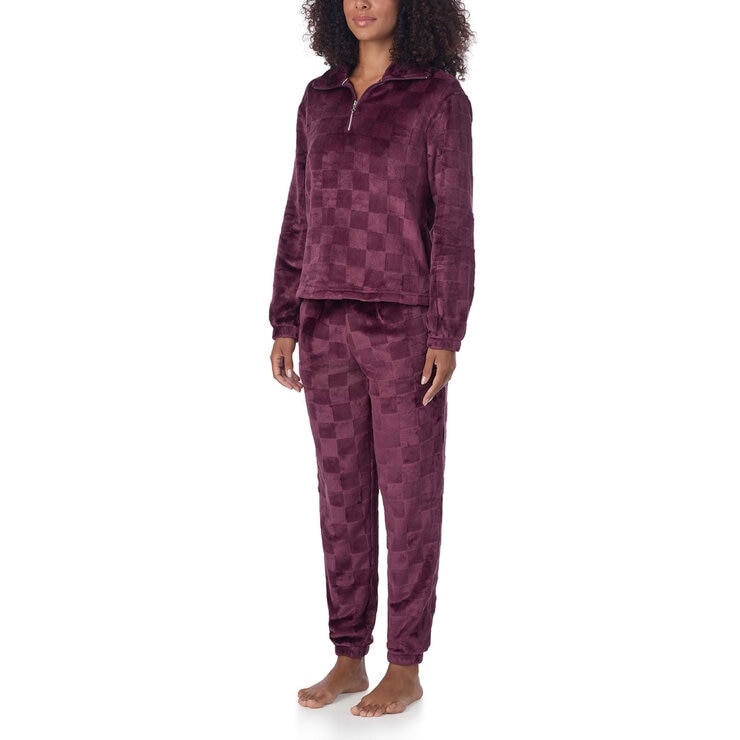 Jane & Bleecker Plush Lounge Set in Burgundy Jane & Bleecker Plush Lounge Set in Burgundy