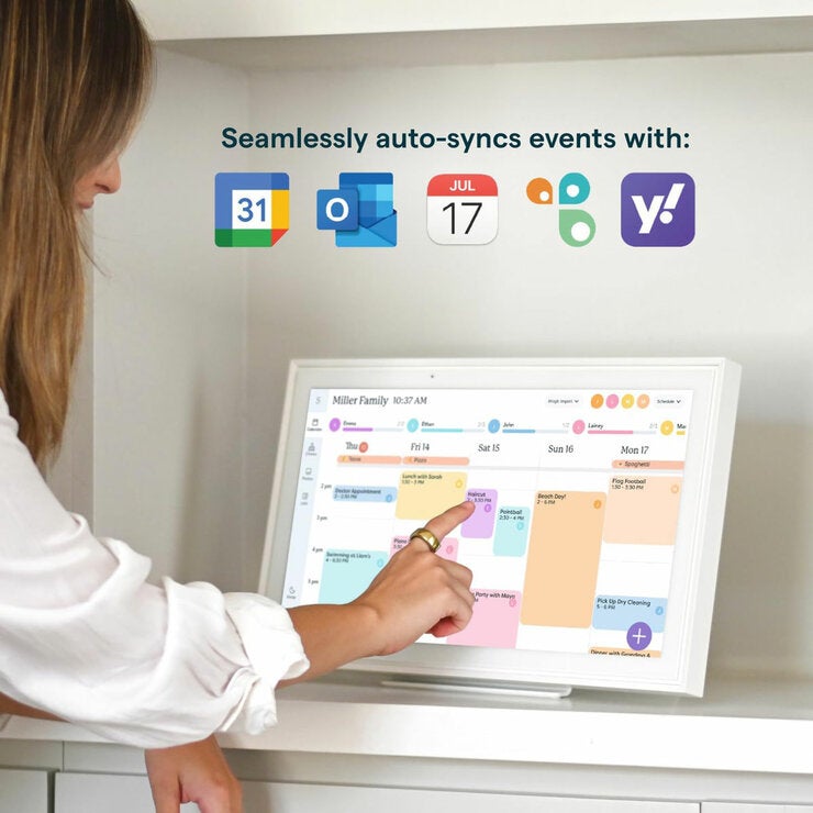 Skylight 15 inch Smart Digital Calendar - White +6month subscription Skylight 15 inch Smart Digital Calendar - White +6month subscription