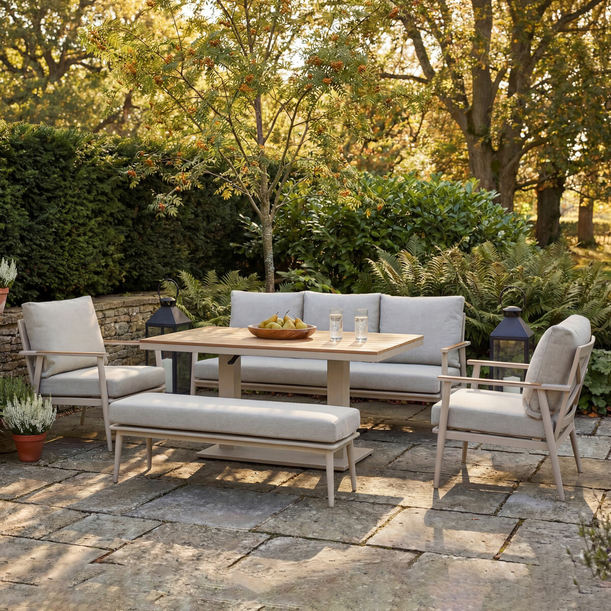 Bramblecrest Wisely 5 Piece Deep Seating Patio Set with Height Adjustable Table