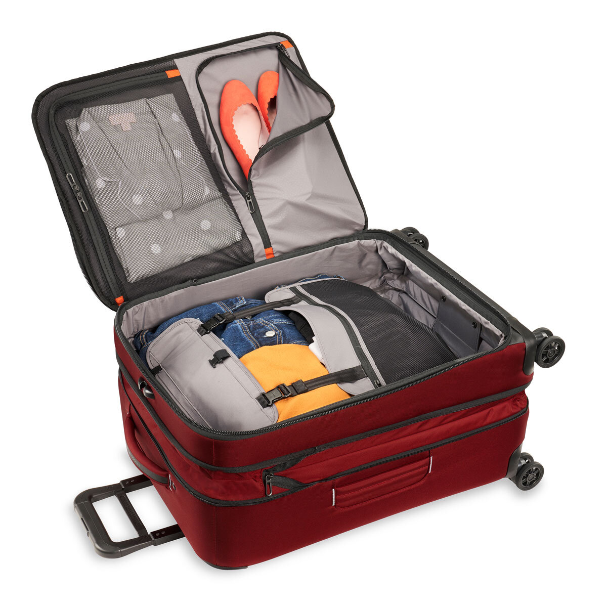 Briggs & Riley ZDX Medium Large Expandable Spinner In Brick