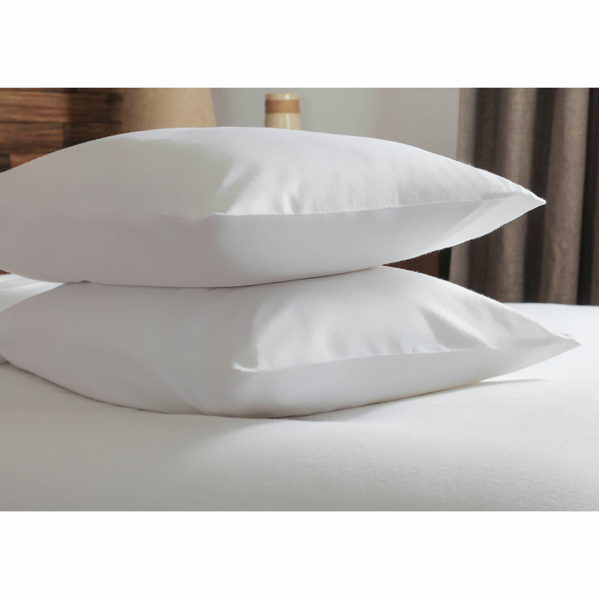 Belledorm Brushed Cotton White Bedding Bundle, in 4 Sizes Belledorm Brushed Cotton White Bedding Bundle, in 4 Sizes