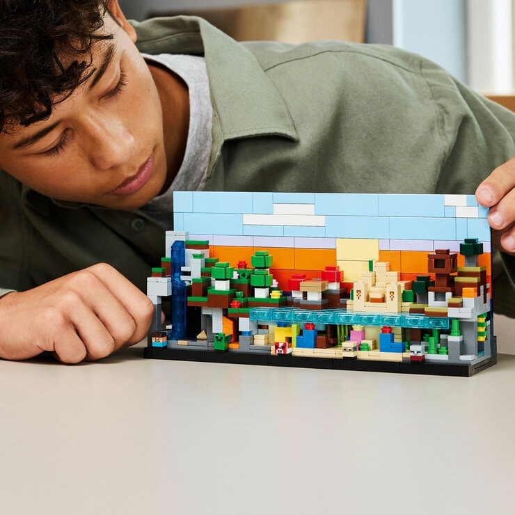 LEGO Minecraft Mini Biomes - Model 21589 (12+ Years)