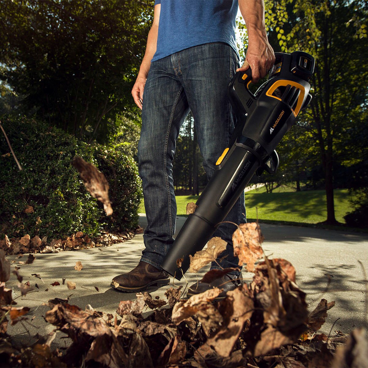 McCulloch 58V Cordless Garden Blower with Battery & Charger Model