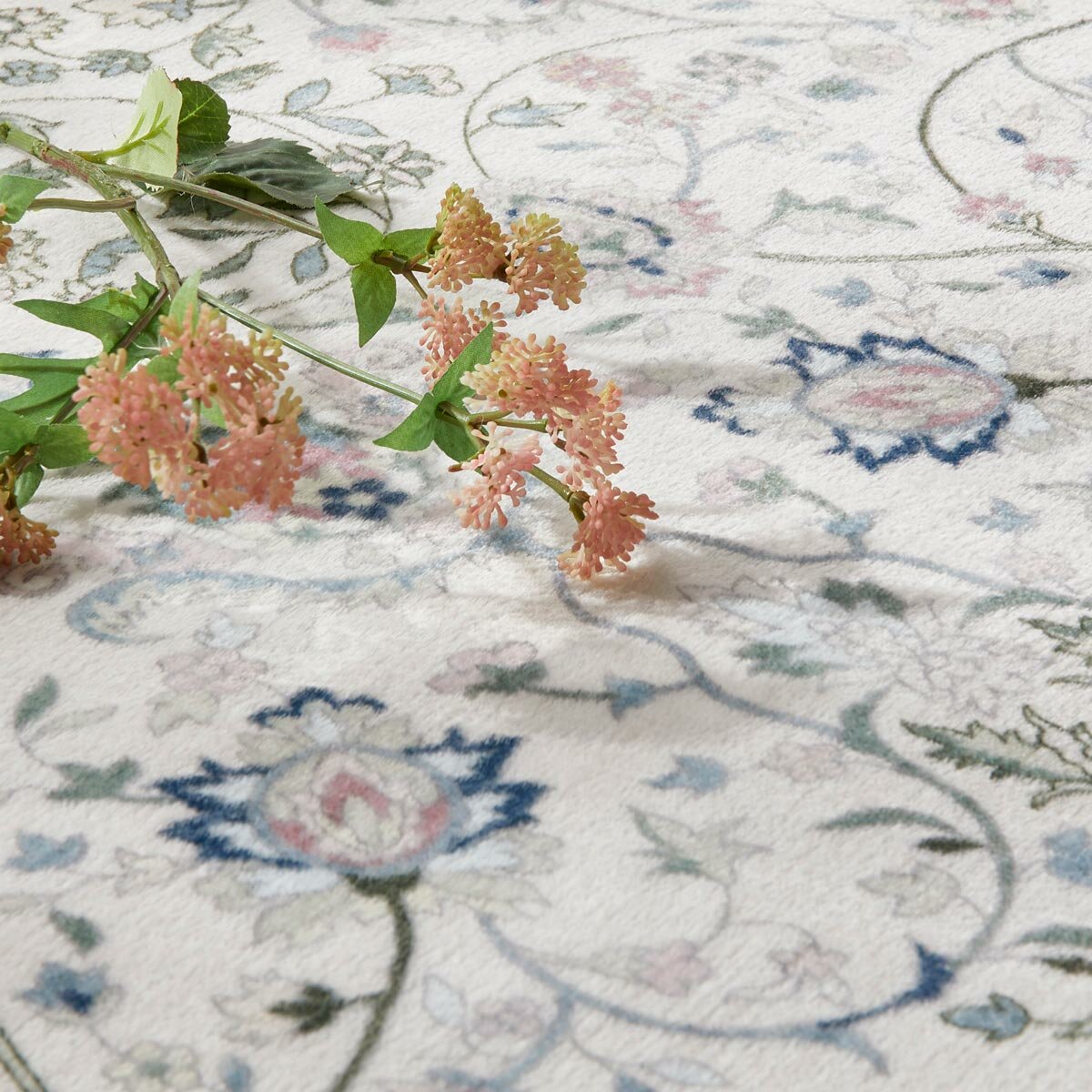 Concept Looms Liberty Pastel Washable Rug, in 3 Sizes