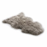 Bowron Back Country Sheepskin Rug in Beige, 60 x 90 cm