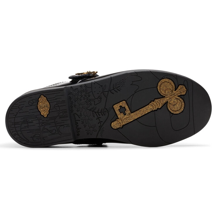 Clarks Kids Lock Shine Black Patent Shoes Clarks Kids Lock Shine Black Patent Shoes