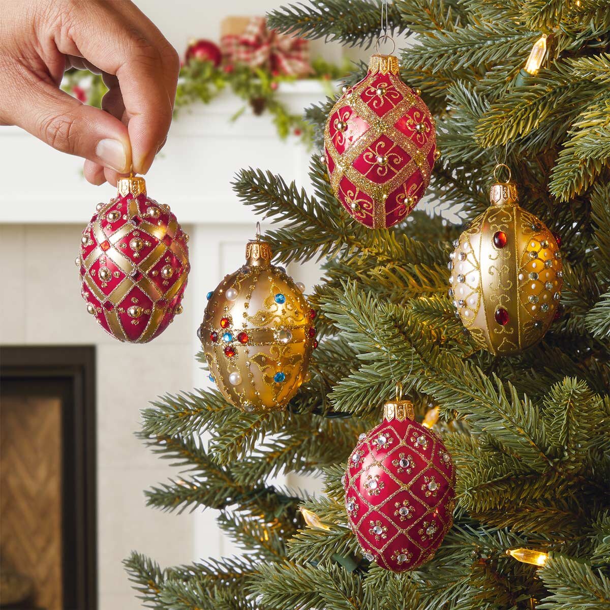 Buy 5pc Glass Christmas Tree Ornaments Lifestyle1 Image at Costco.co.uk