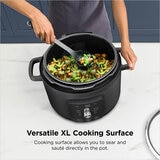 Lifestyle image showing versatile XL cooking surface Lifestyle image showing versatile XL cooking surface
