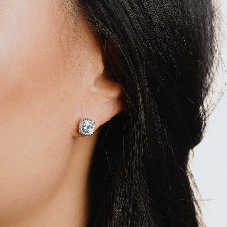 Diamonfire Sterling Silver Square Pave Set 1.57 Carat Cubic Zirconia Stud Earrings Diamonfire Sterling Silver Square Pave Set 1.57 Carat Cubic Zirconia Stud Earrings