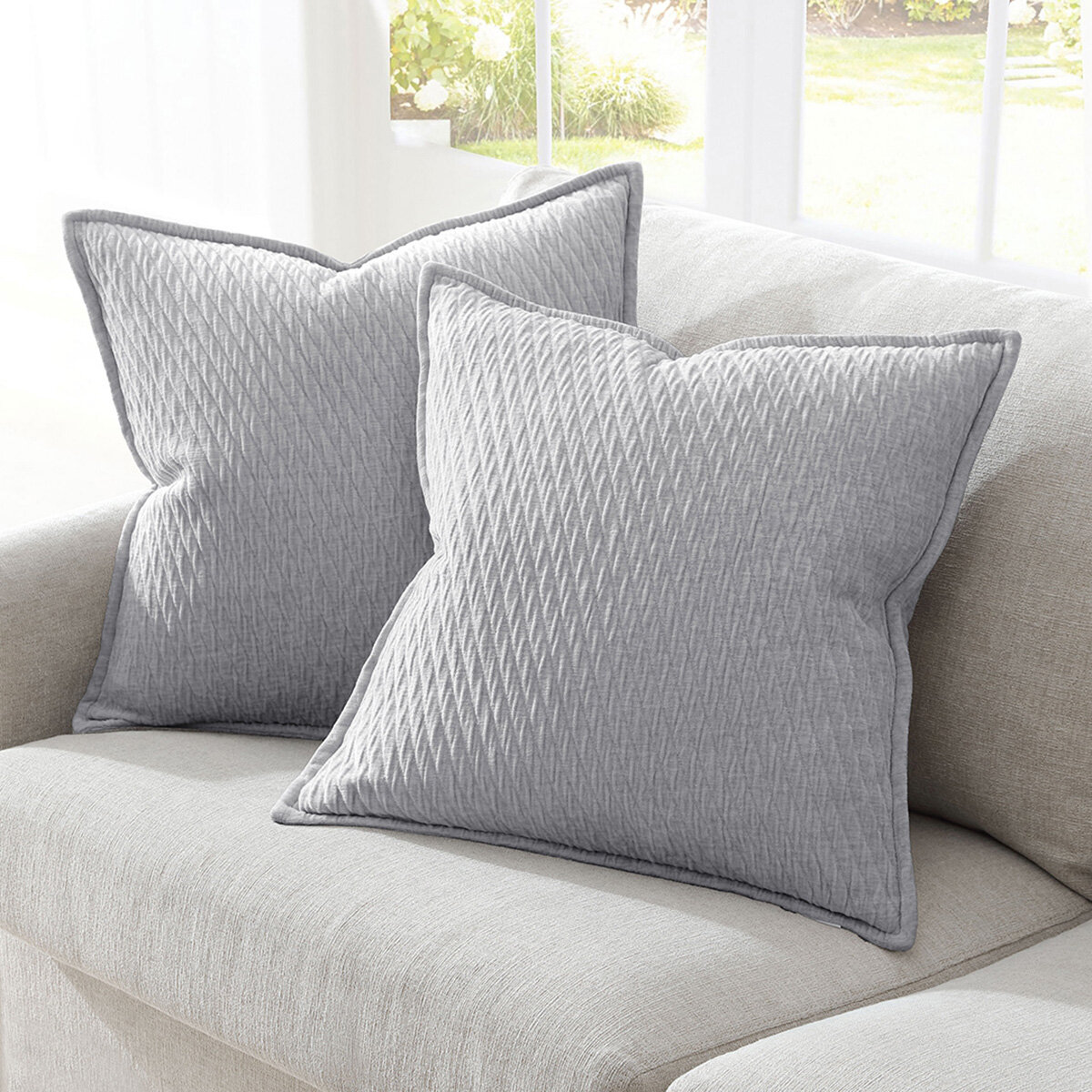 Decorative Cushion 2 Pack in 3 Colours, 51 x 51 cm Decorative Cushion 2 Pack in 3 Colours, 51 x 51 cm